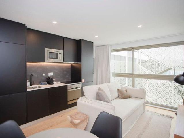 Apartamento alugar em Conjunto Urbano da Ribeira, Porto