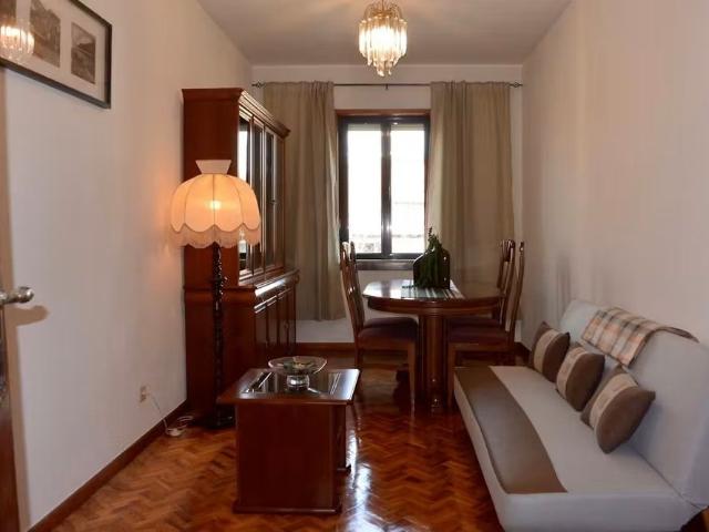 Apartamento alugar em Porto, Lordelo Do Ouro