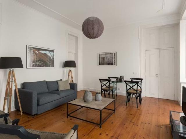Apartamento alugar em Misericórdia, Lisboa