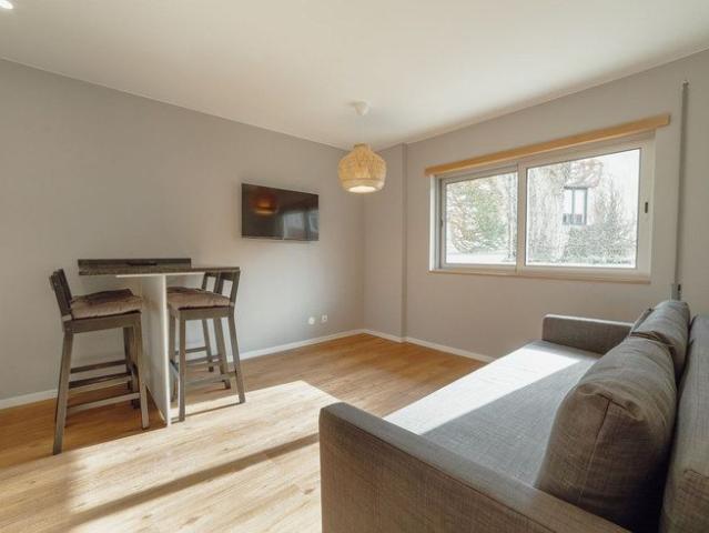 Apartamento alugar em Porto, Lordelo Do Ouro