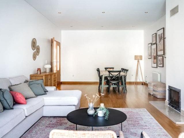 Apartamento alugar em Azeitão (São Lourenço e São Simão), Setúbal