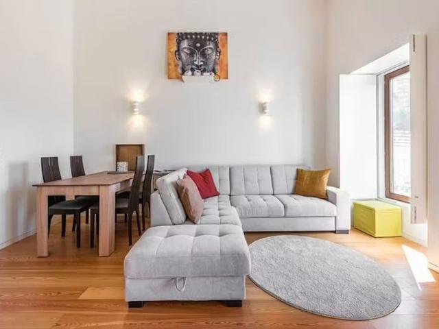 Apartamento alugar em Conjunto Urbano da Ribeira, Porto