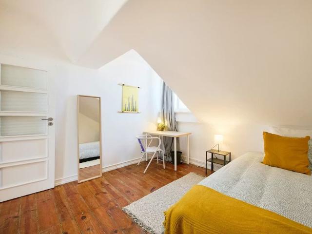 Apartamento alugar em Santos-o-Velho, Lisboa