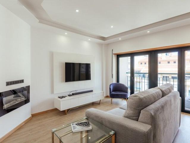 Apartamento alugar em Bairro Janeiro, Amadora