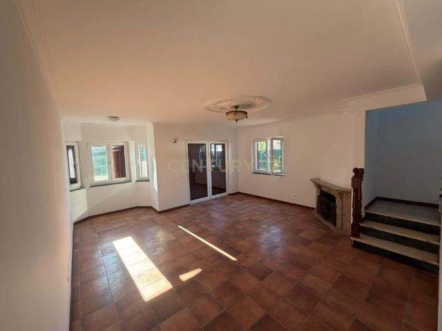 Casa alugar em Almada, Setúbal