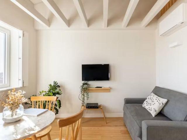 Apartamento alugar em São Vicente, Lisboa