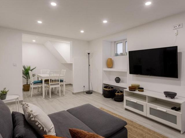 Apartamento alugar em Santa Maria Maior, Lisboa