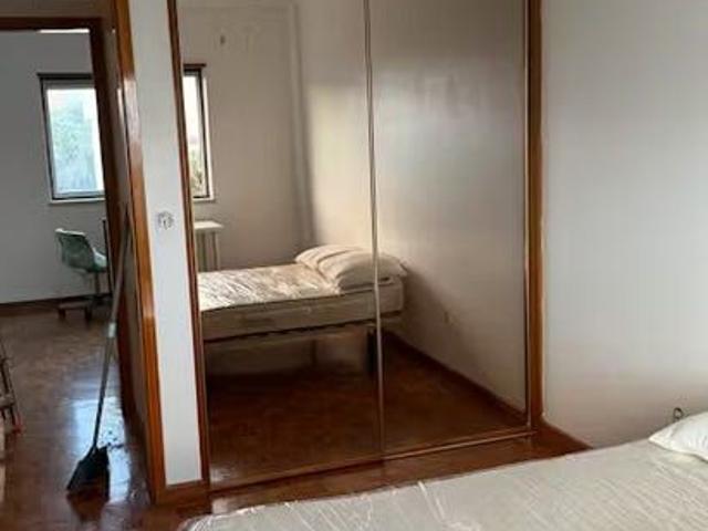 Apartamento alugar em Alcaniça, Almada