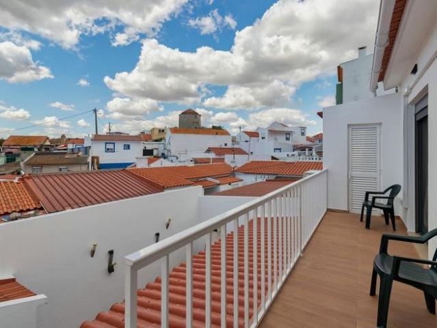 Apartamento alugar em Santos Nicolau, Setúbal