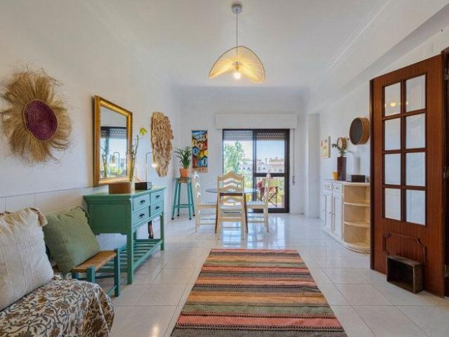 Apartamento alugar em Setúbal