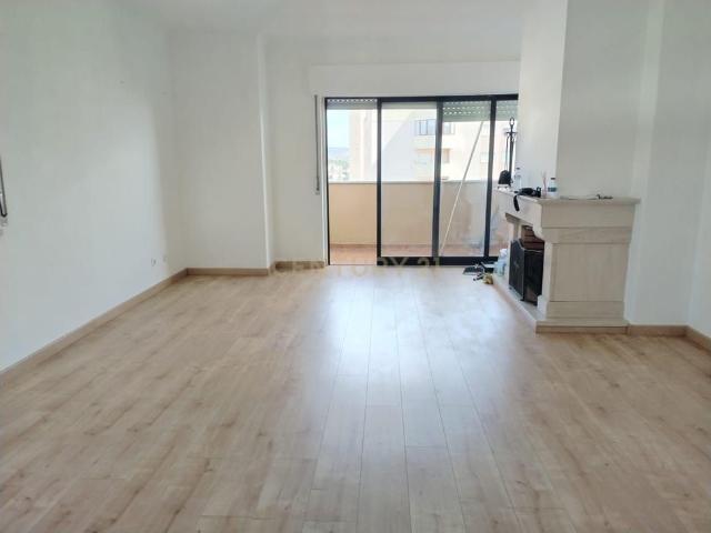 Apartamento alugar em Póvoa De Santa Iria, Lisboa