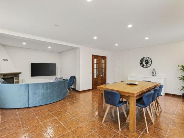 Apartamento alugar em Tinocos, Póvoa De Lanhoso