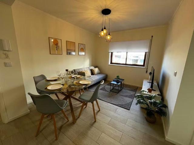 Apartamento alugar em Avilhó, Porto