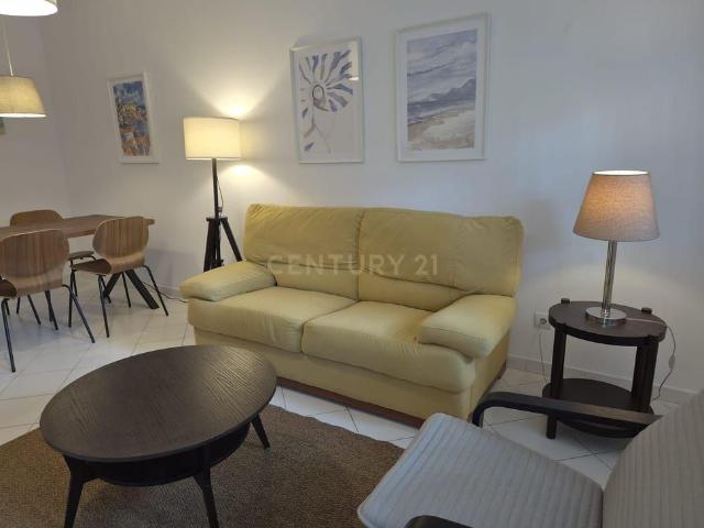 Apartamento alugar em Carcavelos, Cascais