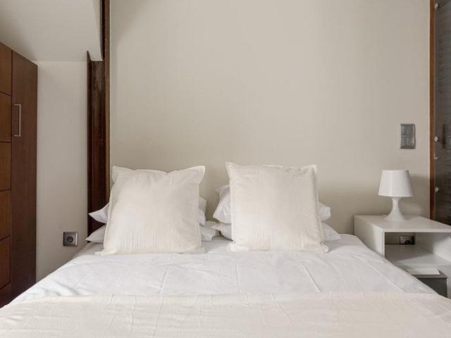 Apartamento alugar em São Francisco Xavier, Lisboa