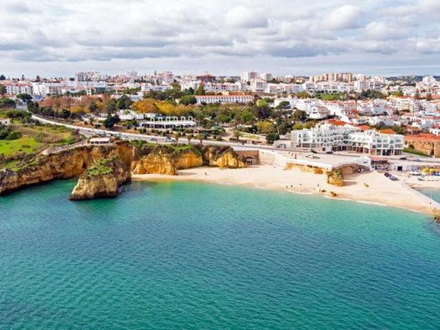 Apartamento alugar em Bairro Operário, Lagos