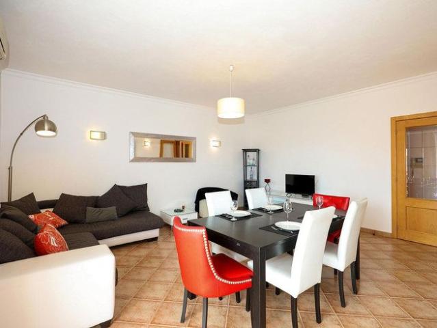 Apartamento alugar em Bairro Operário, Lagos