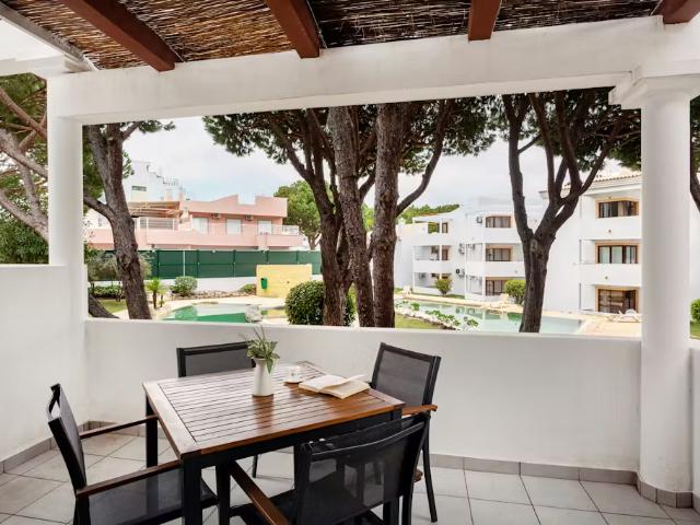 Apartamento alugar em Albufeira e Olhos de Água, Albufeira