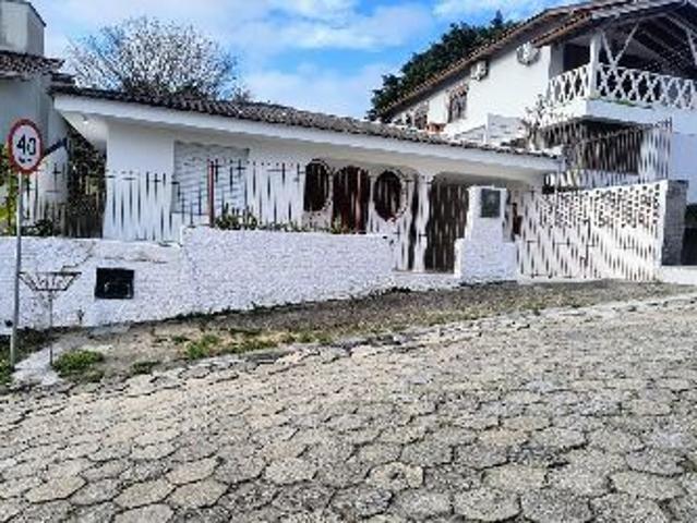 Casa aluguel em Região Geográfica Imediata de Florianópolis, Desterro