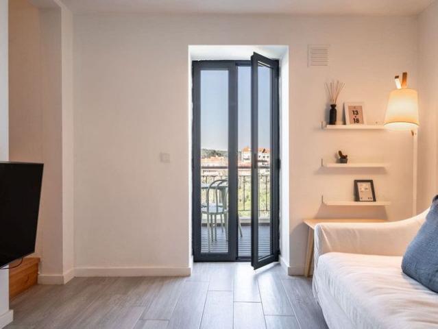 Apartamento alugar em Estrela, Lisboa