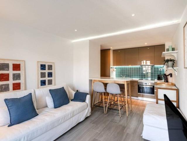 Apartamento alugar em Estrela, Lisboa