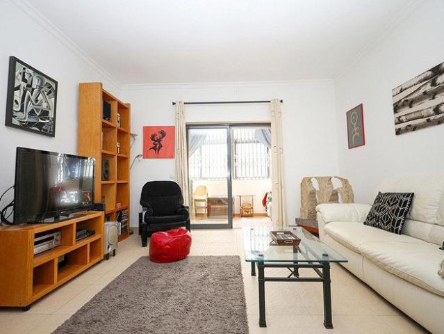 Apartamento alugar em Bairro Operário, Lagos