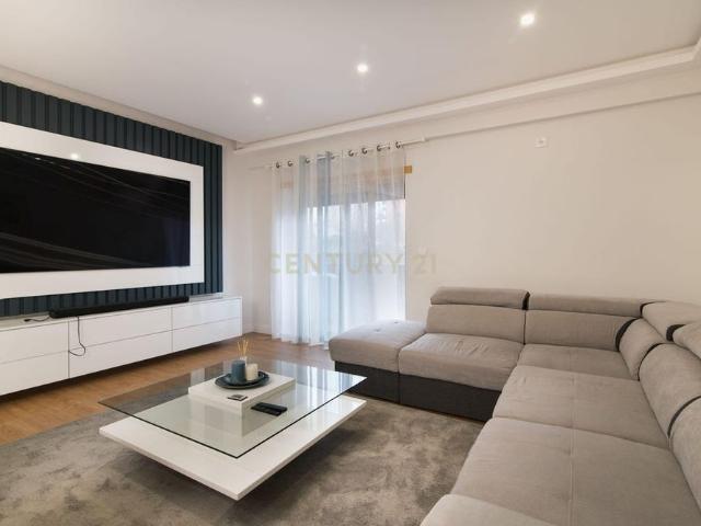 Apartamento alugar em Colinas do Cruzeiro, Odivelas