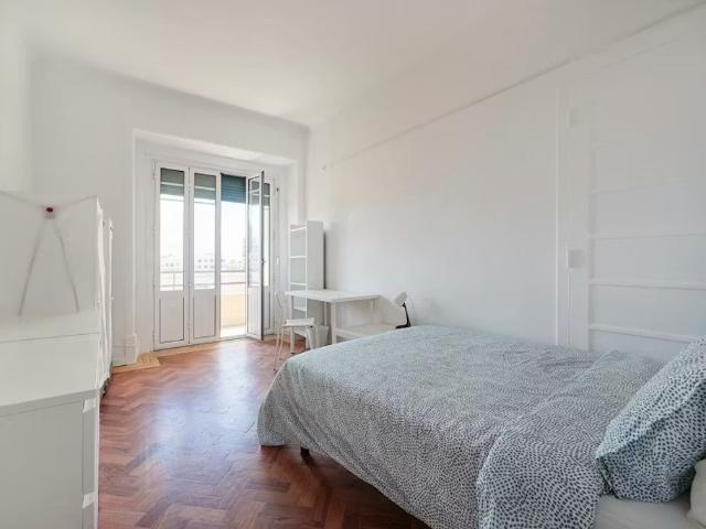 Apartamento alugar em São Sebastião da Pedreira, Lisboa
