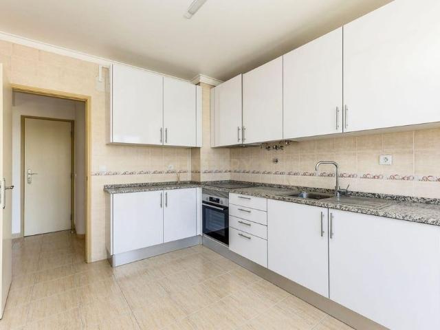 Apartamento alugar em Setúbal