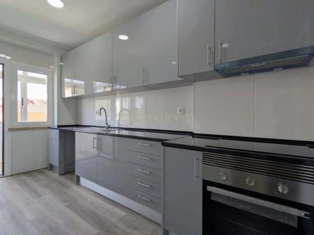Apartamento alugar em Bairro Olaio, Odivelas