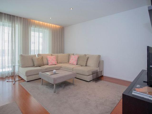 Apartamento alugar em Porto