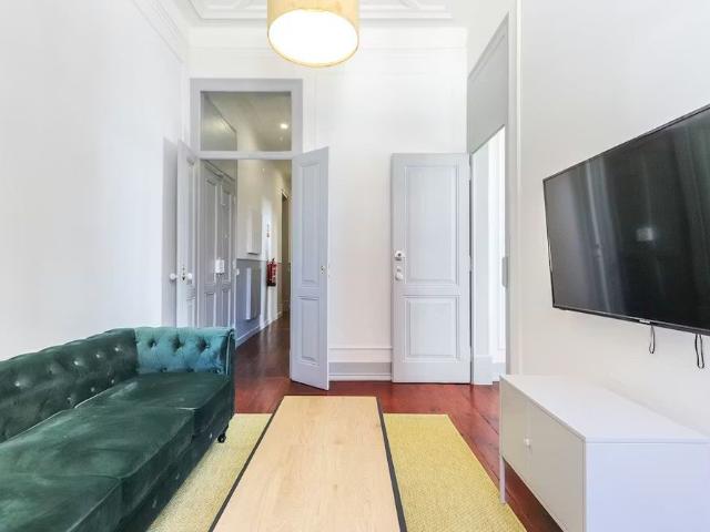 Apartamento alugar em Santo Condestável, Lisboa