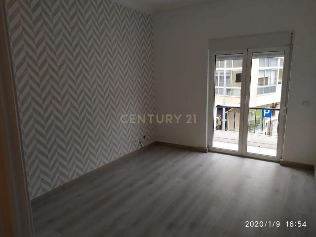 Apartamento alugar em Cova da Piedade, Almada