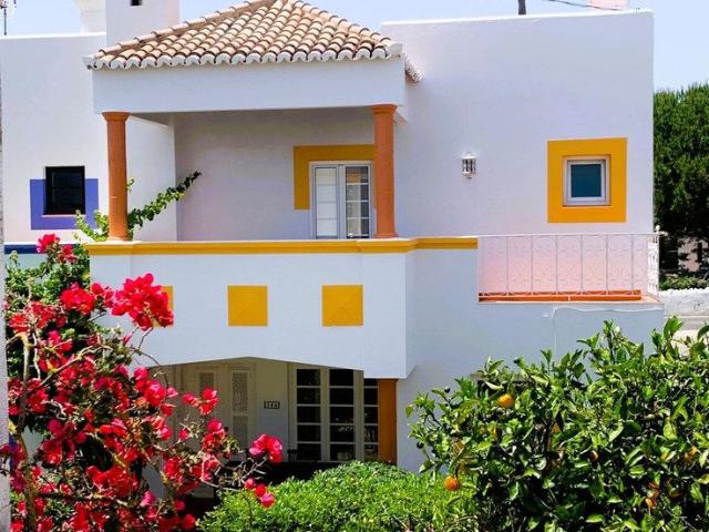 Apartamento alugar em Bairro Humberto Simão, Tavira