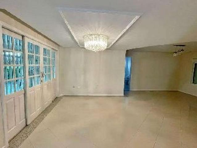 Casa aluguel em Região Geográfica Imediata de Florianópolis, Desterro