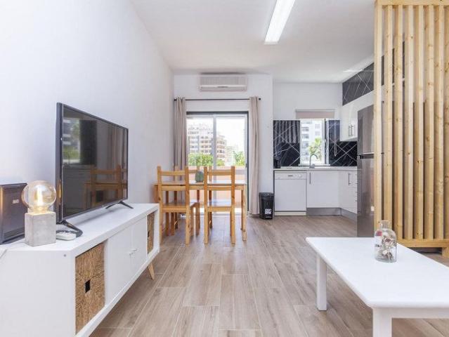 Apartamento alugar em Três Castelos, Portimão