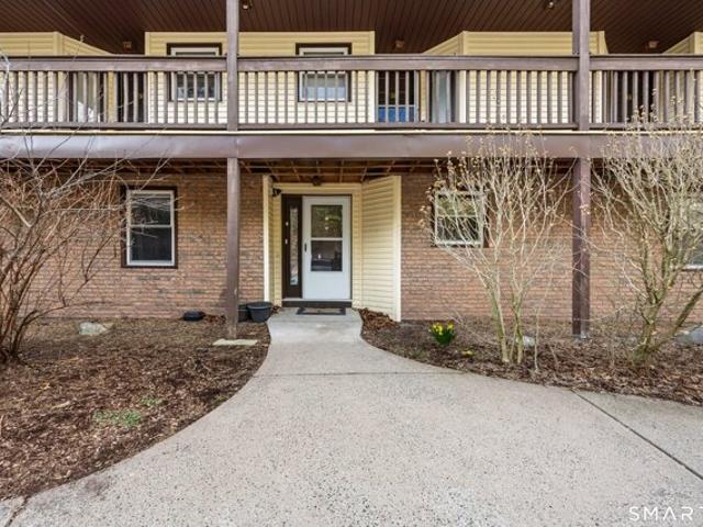 Condo for sale in Naugatuck, Connecticut