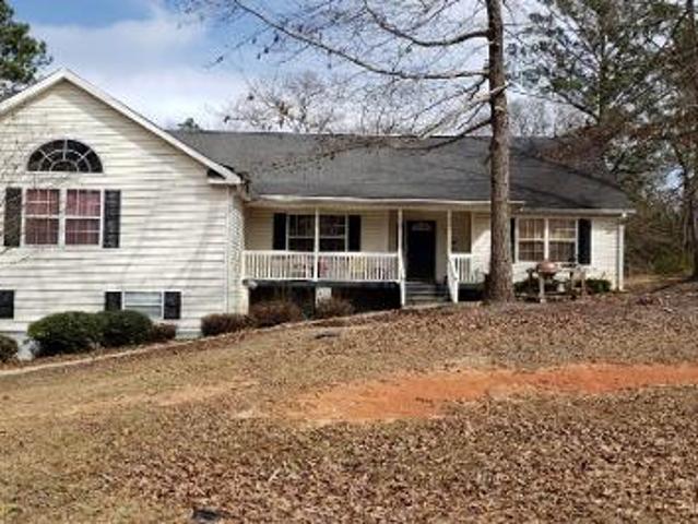 House for sale in Byron, Georgia