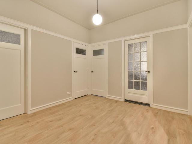 Appartement te huur in Zuid, Amsterdam