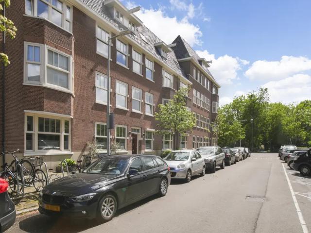 Appartement te huur in Zuid, Amsterdam