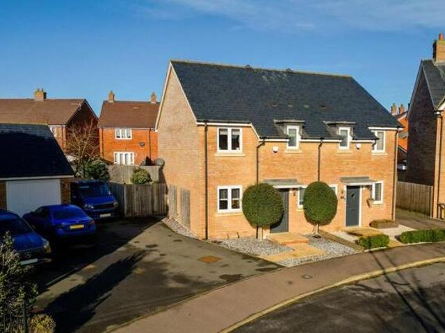 House for sale in Aylesbury, Buckinghamshire
