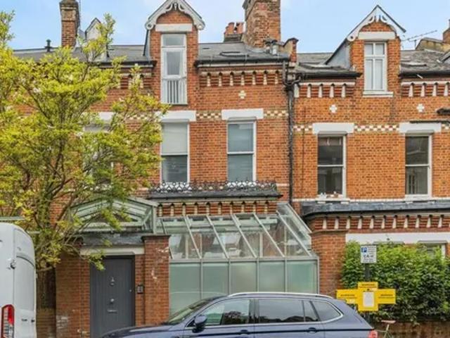 House for rent in Belsize Park, Greater London