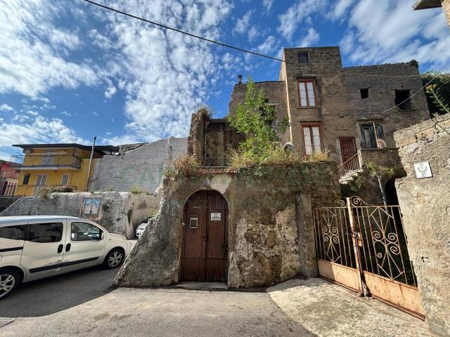 Rustico in vendita a Castel San Giorgio, Campania