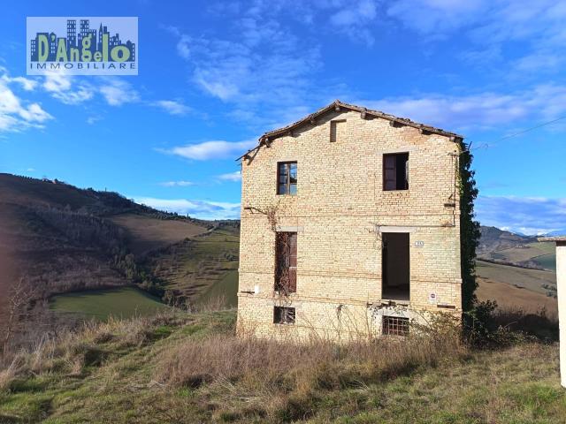 Villa Indipendente in vendita a San Barnaba, Marche