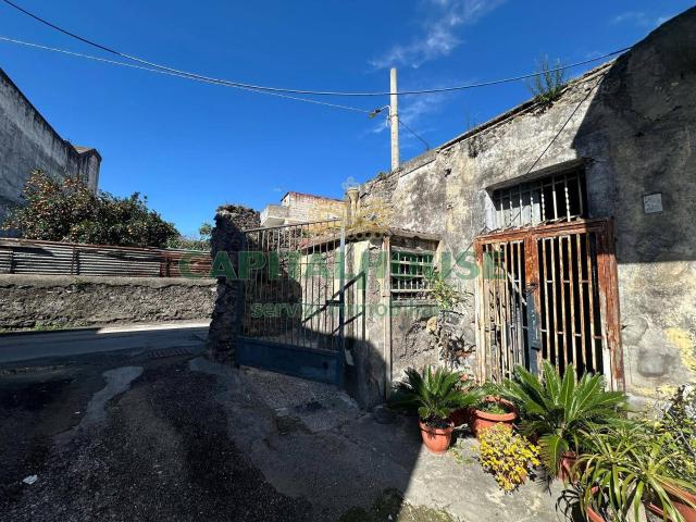 Rustico in vendita a San Giuseppe Vesuviano, Campania