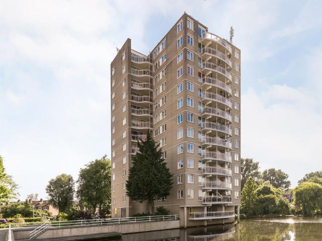 Appartement te huur in Sloten, Amsterdam