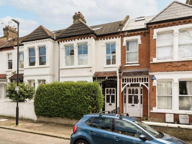 Apartment for rent in Clapham, Greater London