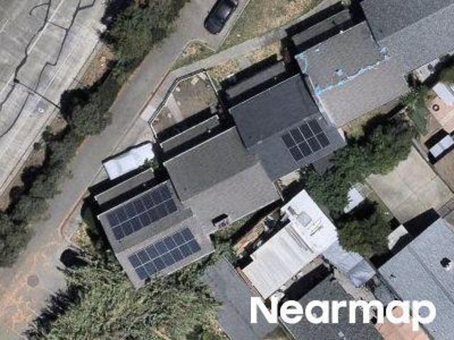 Townhouse for sale in Oakland, California