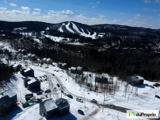 Apartment for rent in Sainte-Adèle, Laurentides