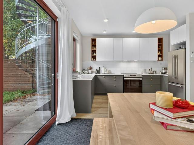 Apartment for rent in La Petite-Patrie, Montréal